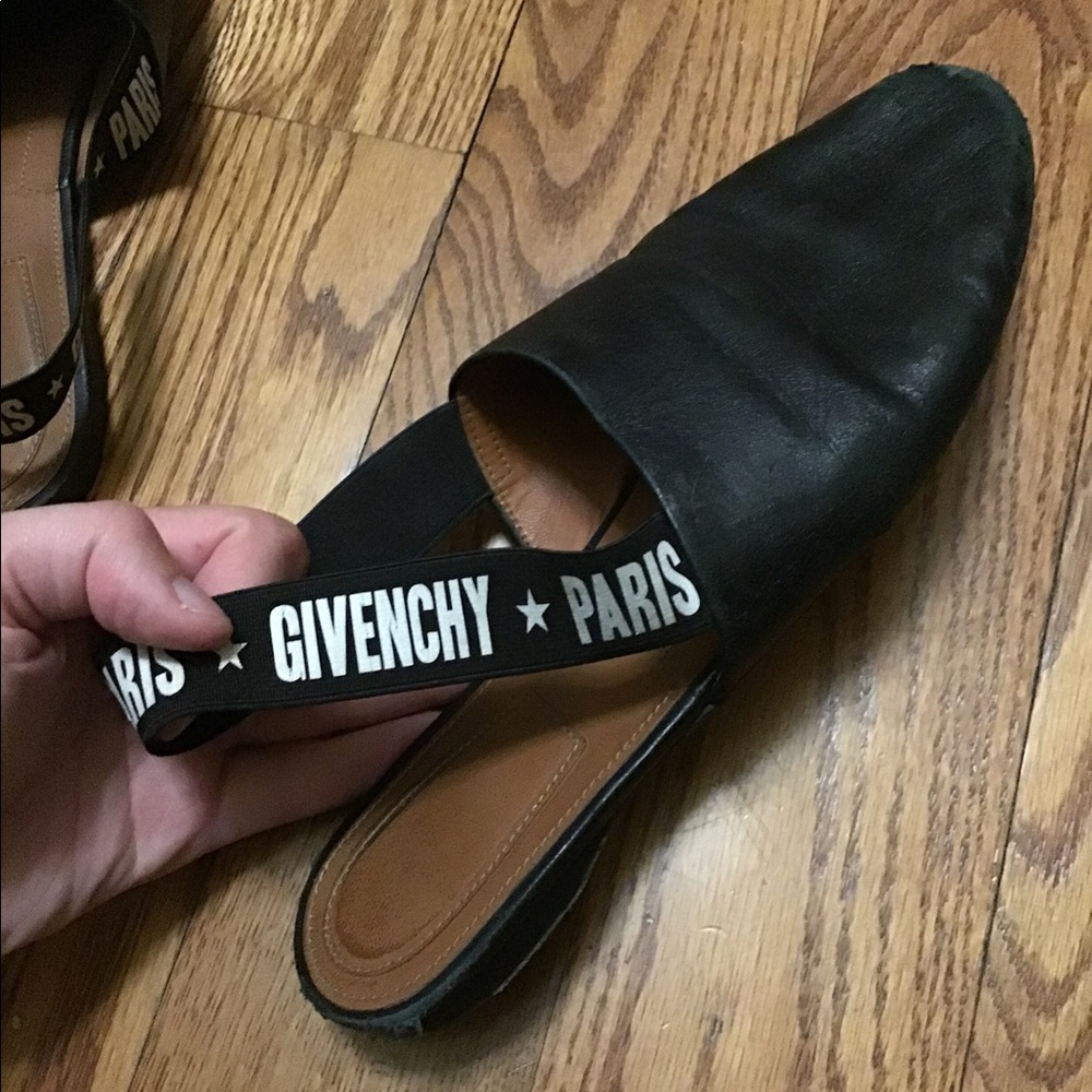 Givenchy flats